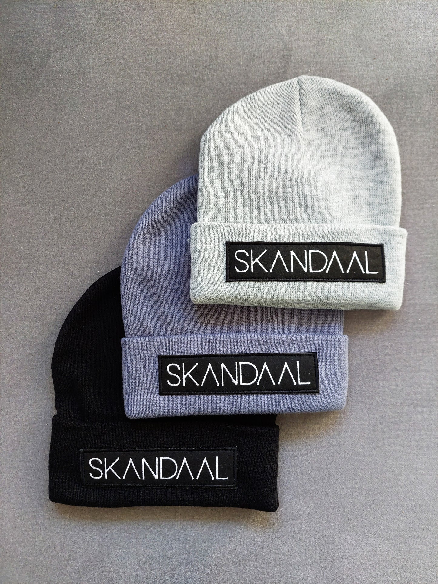 Čepice SKANDAAL